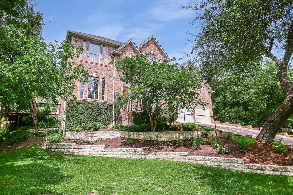 View 4028 Walnut Clay Dr in Shinoak Valley Sec 03 4028 Walnut Clay Dr - front exterior - Luxury home in Shinoak Valley Sec 03, Austin, TX