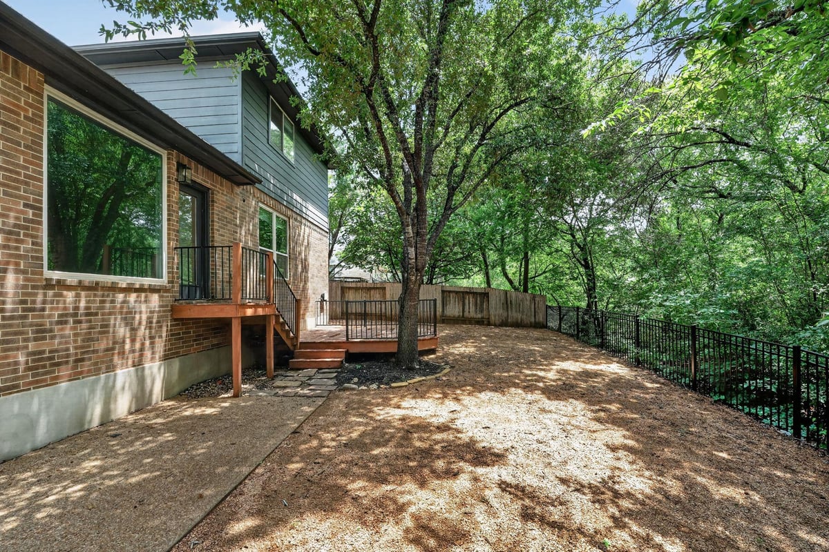 Primary bedroom at 4029 Canyon Glen Cir - 4 bed 2 bath home