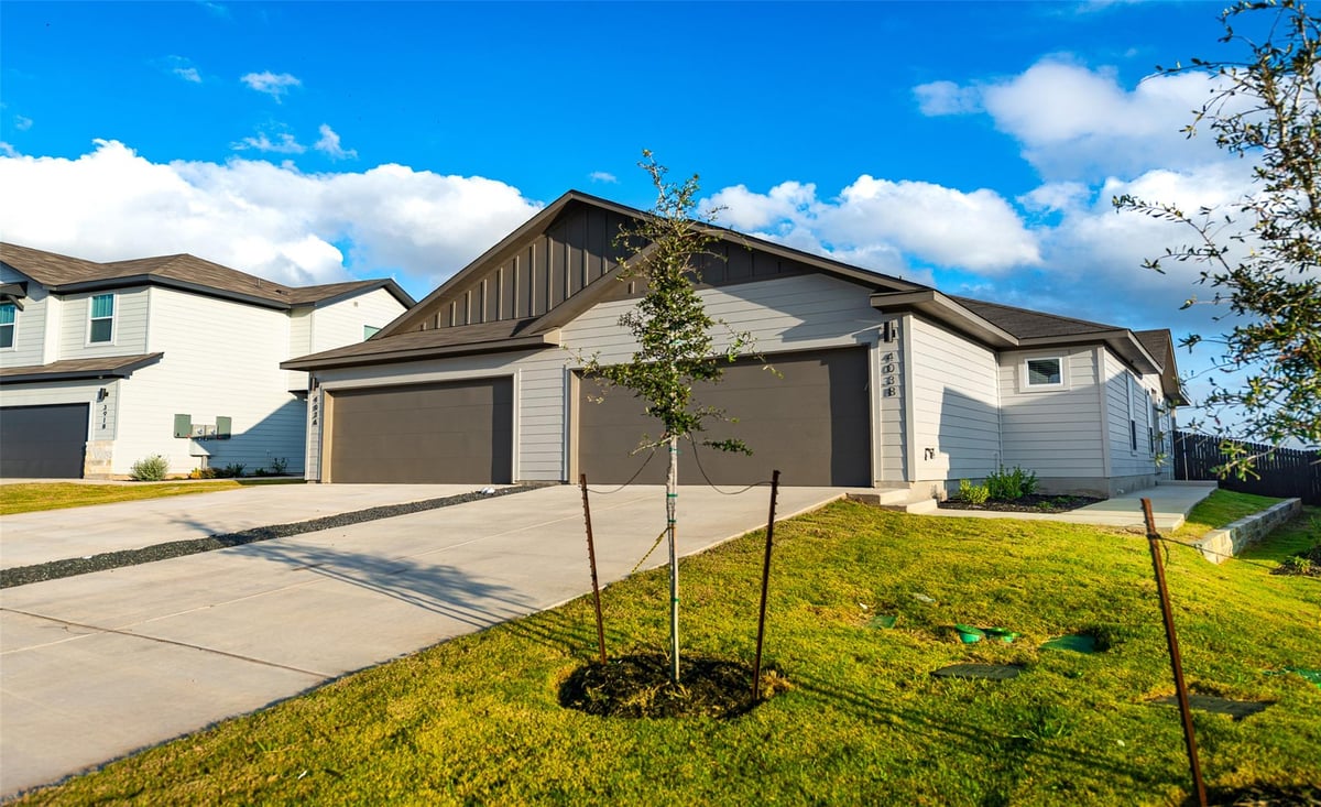 View 403 Cross Barn Blvd #B in Emma Park Sub Ph 2 403 Cross Barn Blvd #B - property photo 1 - Luxury home in Emma Park Sub Ph 2, Buda, TX