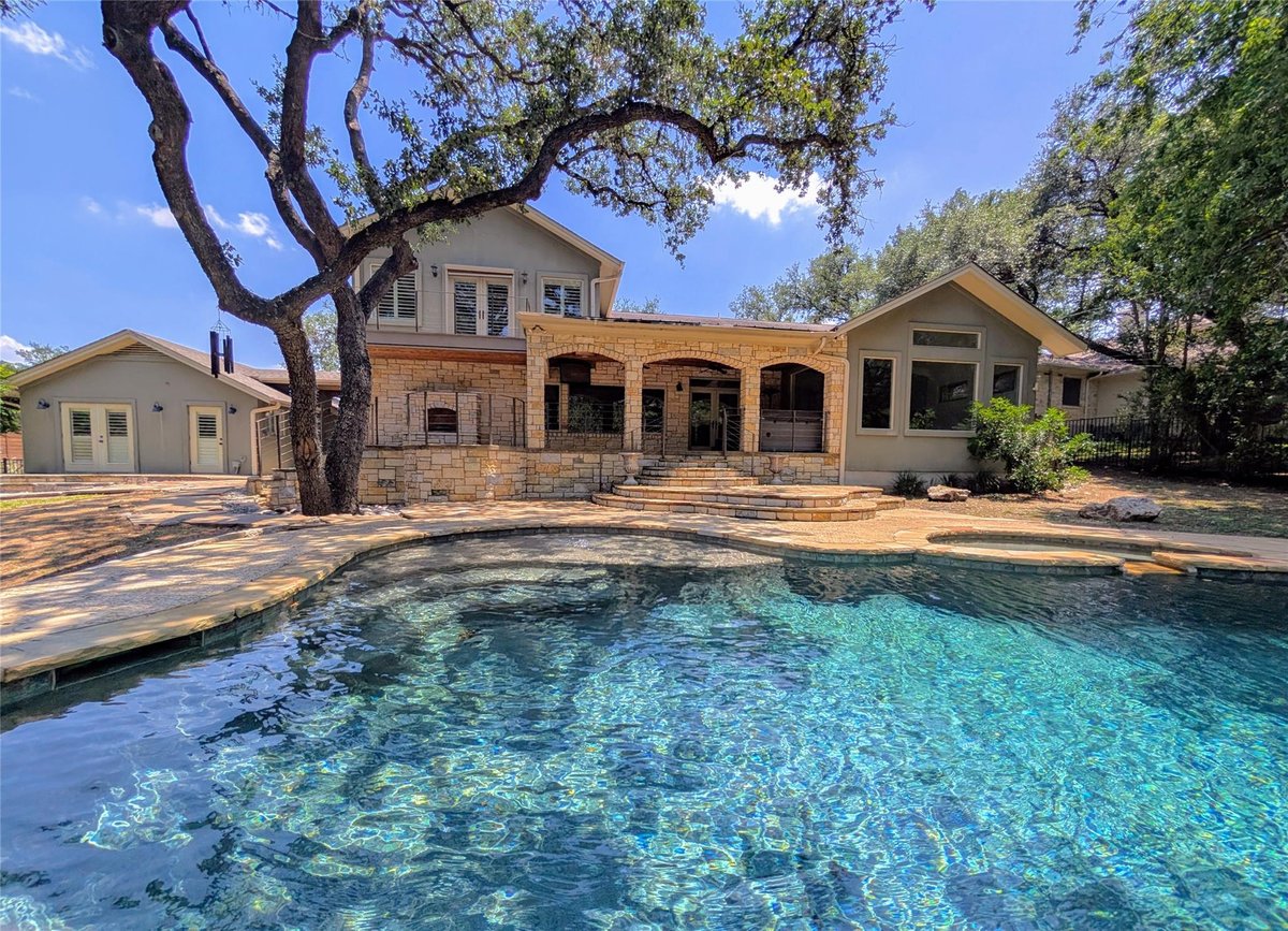 View 404 Brookhaven TRL in Westwood Sec 02 404 Brookhaven TRL - property photo 1 - Luxury home in Westwood Sec 02, Austin, TX