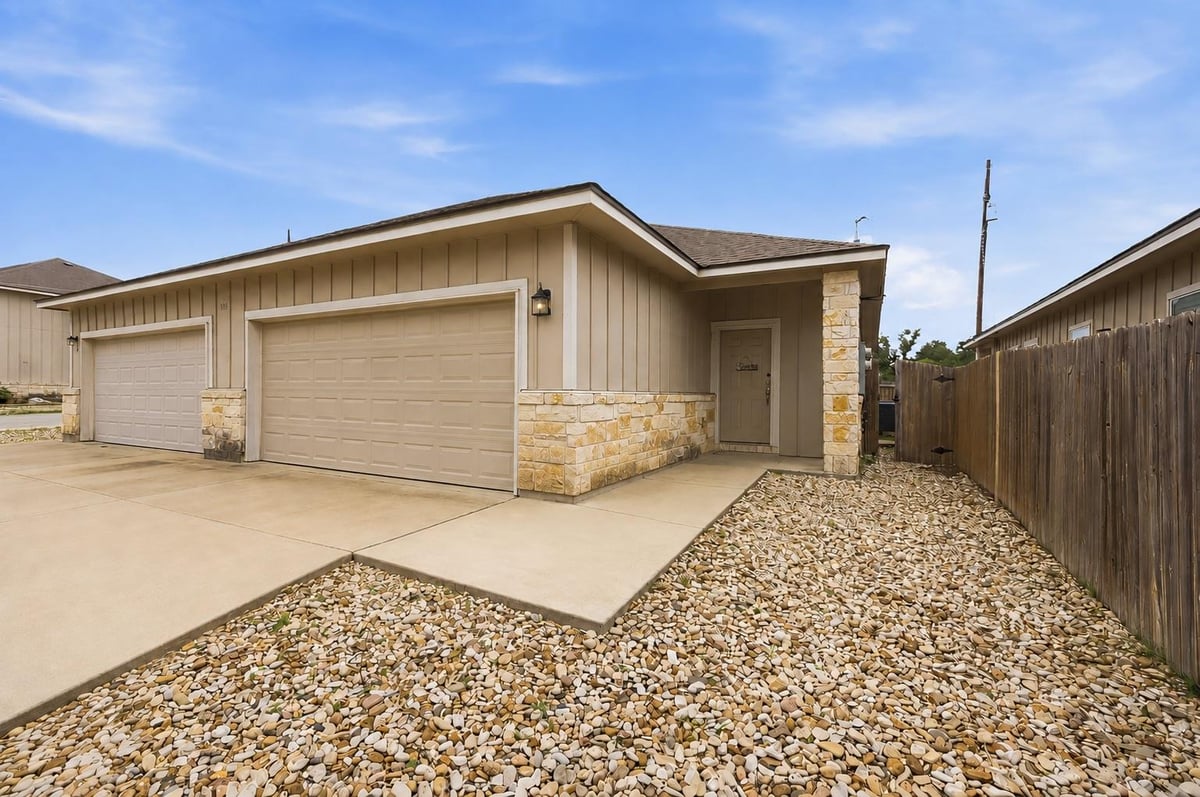 View 404 Carl Shipp Dr in Liberty Place 404 Carl Shipp Dr - front exterior - Luxury home in Liberty Place, Liberty Hill, TX
