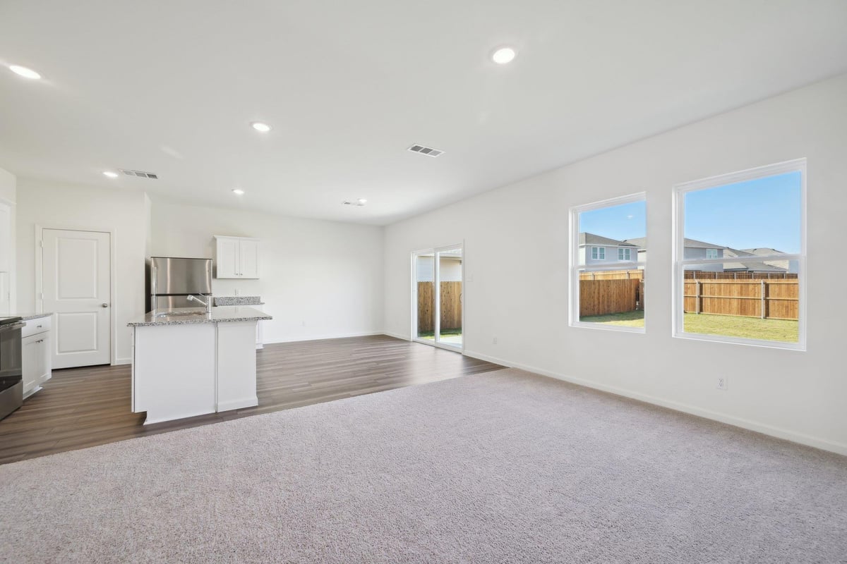 Primary bedroom at 404 Cliff Dr - 3 bed 2 bath home