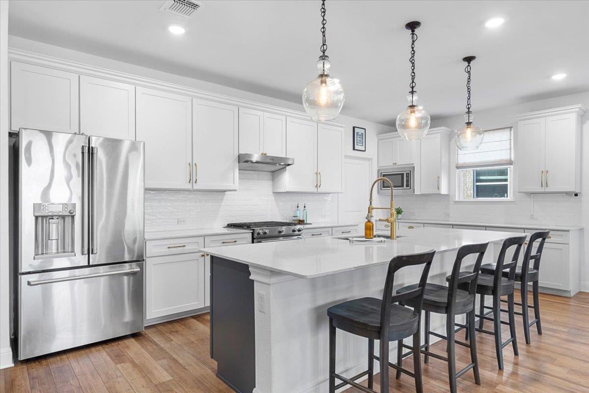 Primary bedroom at 404 Climbing Rock Loop - 3 bed 2 bath home