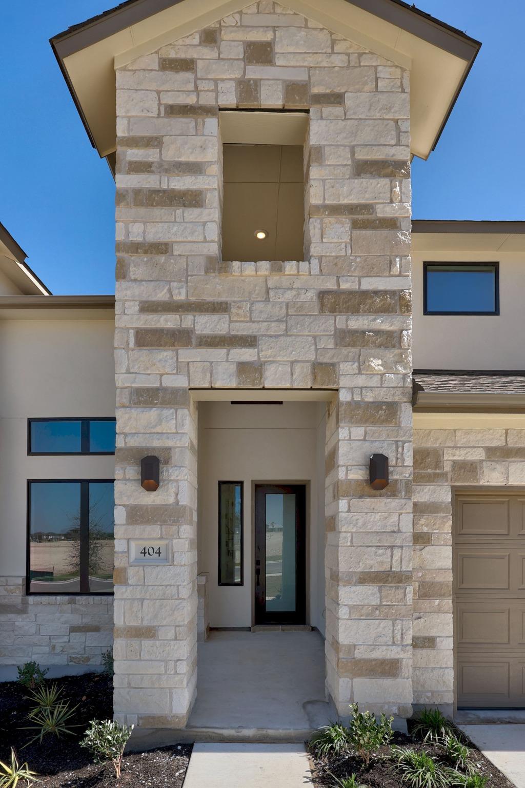 Living area at 404 Sheepdog Dr - 5 bed 4 bath home