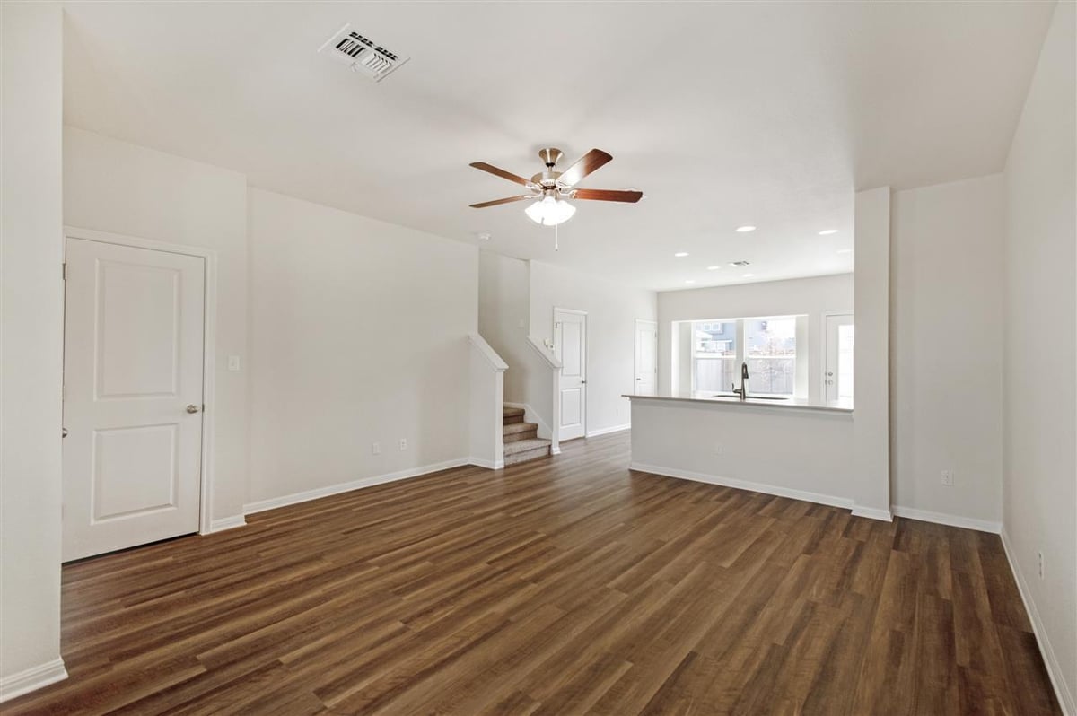 Primary bedroom at 404 Spiny Lizard Ln - 2 bed 2 bath home