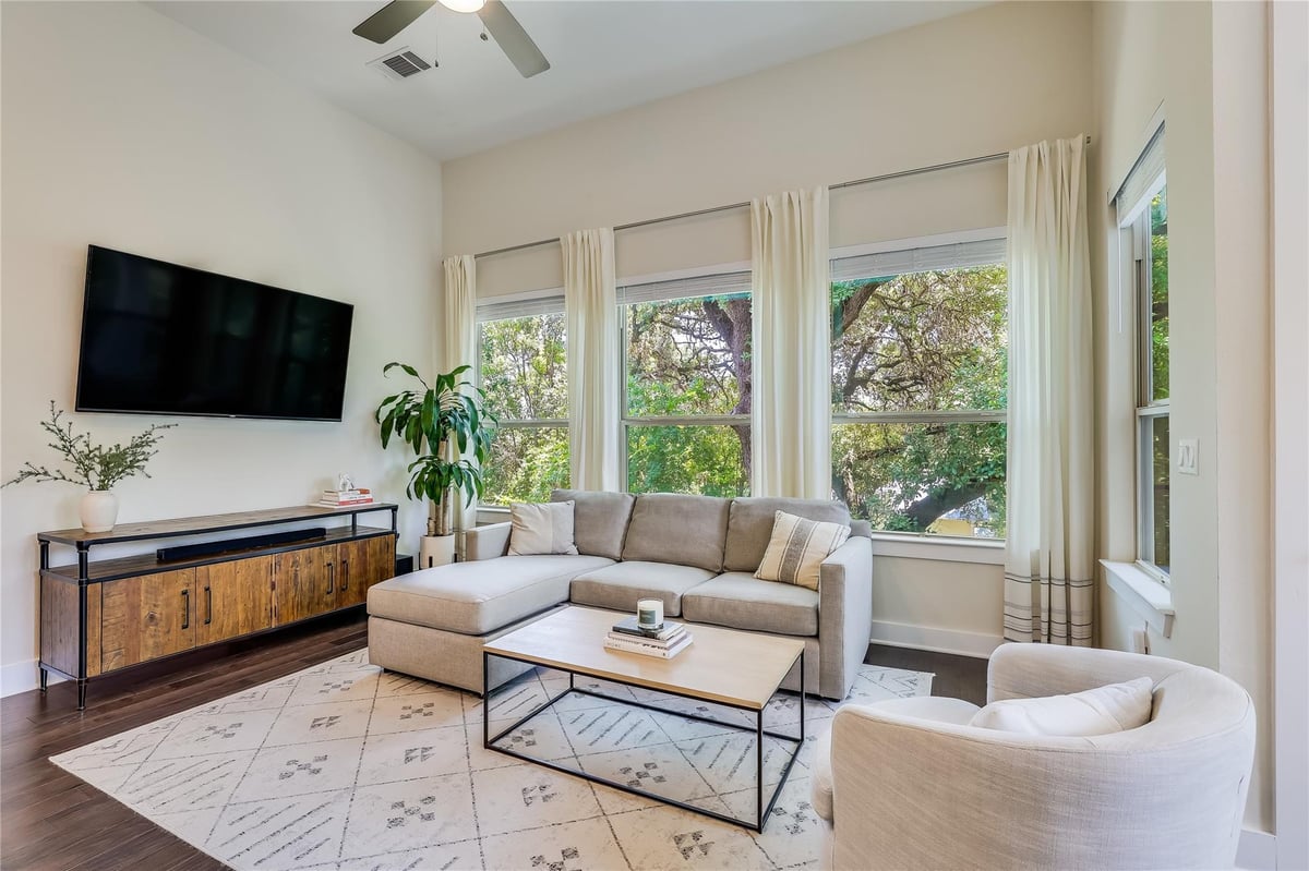 View 404 W Alpine Rd Unit #3 in Dawson 404 W Alpine Rd Unit #3 - front exterior - Luxury home in Dawson, Austin, TX