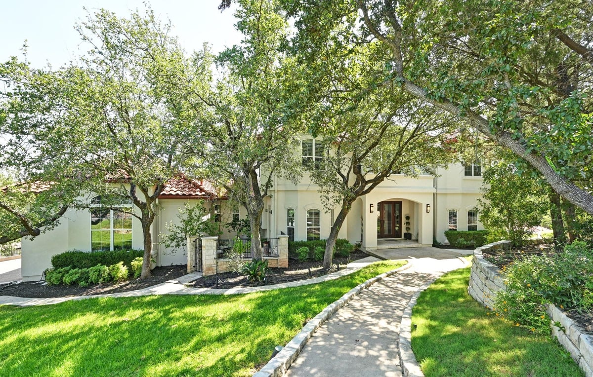 View 405 Barrett LN in Rob Roy On Lake Sec 02 405 Barrett LN - aerial view with 405 Barrett Ln in Austin - Luxury home in Rob Roy On Lake Sec 02, Austin, TX