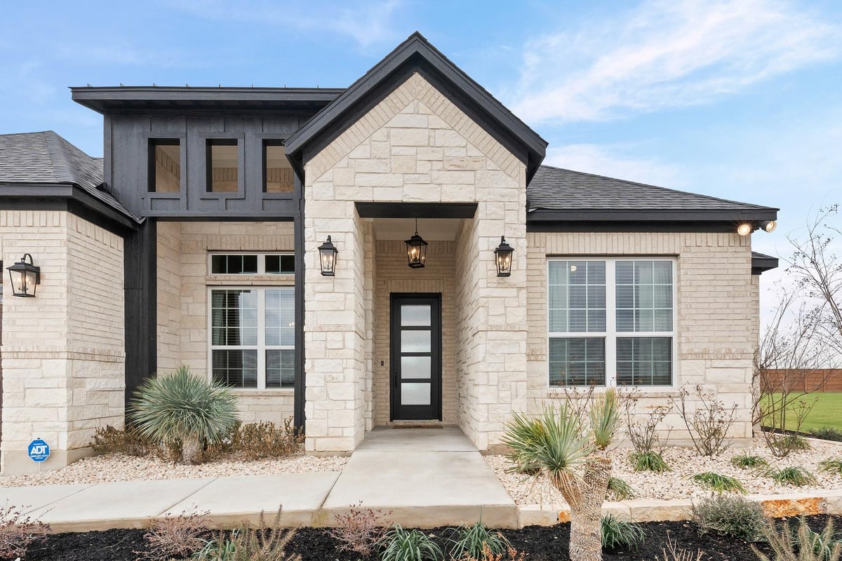 View 405 Kanarra Creek RD in Colson Ranch 405 Kanarra Creek RD - property photo 1 - Luxury home in Colson Ranch, Jarrell, TX