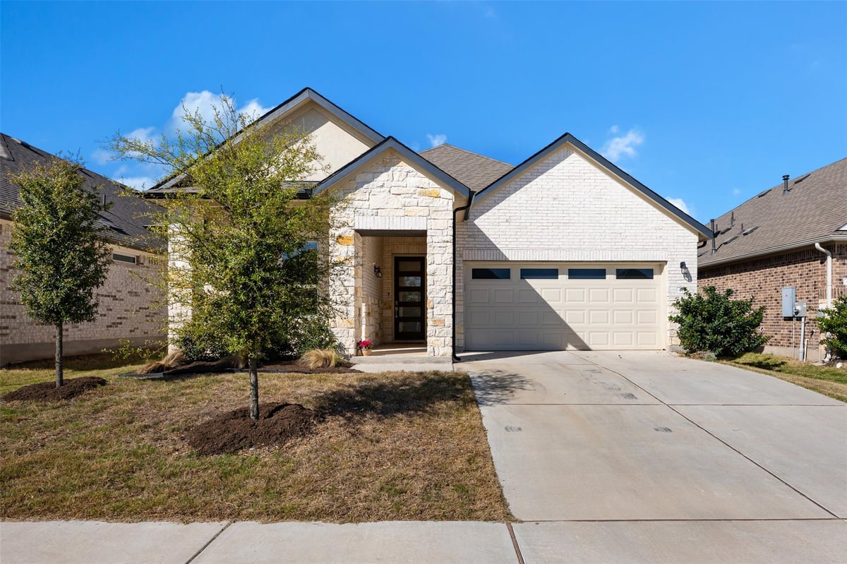 View 405 Mountain Sky Bnd in ROSENBUSCH RANCH 405 Mountain Sky Bnd - front exterior - Luxury home in ROSENBUSCH RANCH, Leander, TX