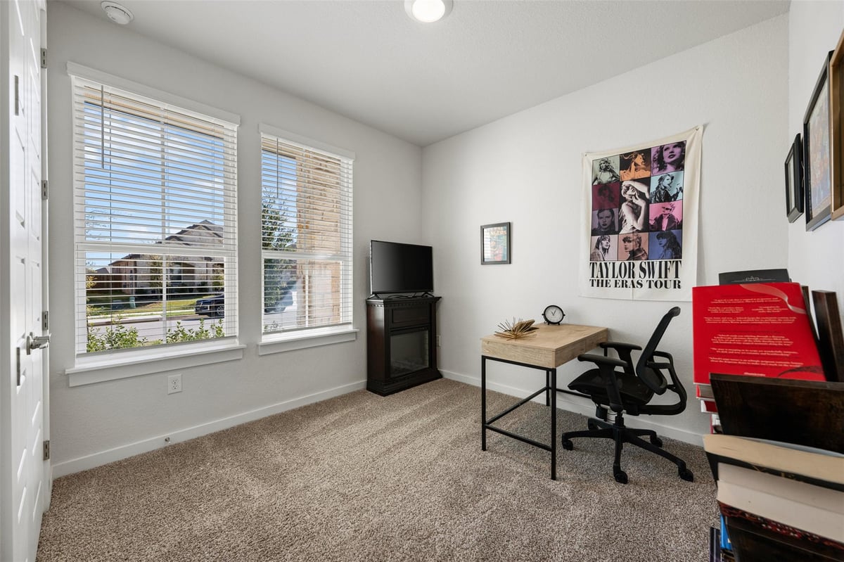 Primary bedroom at 405 Mountain Sky Bnd - 4 bed 2 bath home