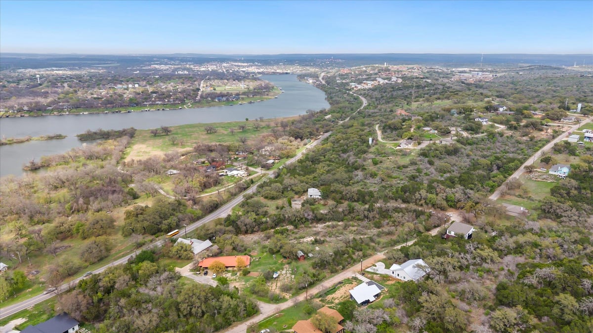 View 405 Taylor DR in Channel Oaks II 405 Taylor DR - front exterior - Luxury home in Channel Oaks II, Marble Falls, TX