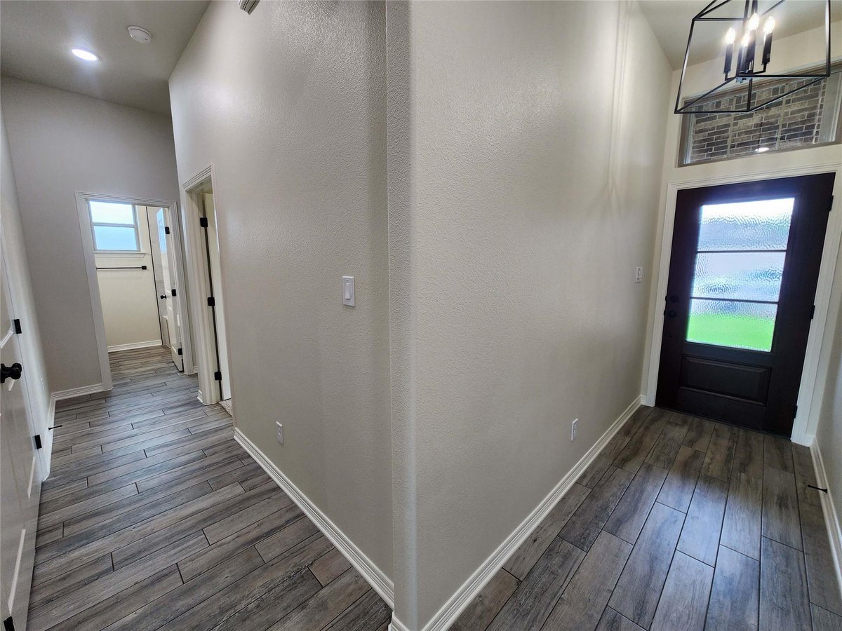 Primary bedroom at 406 Talon Loop - 3 bed 2 bath home