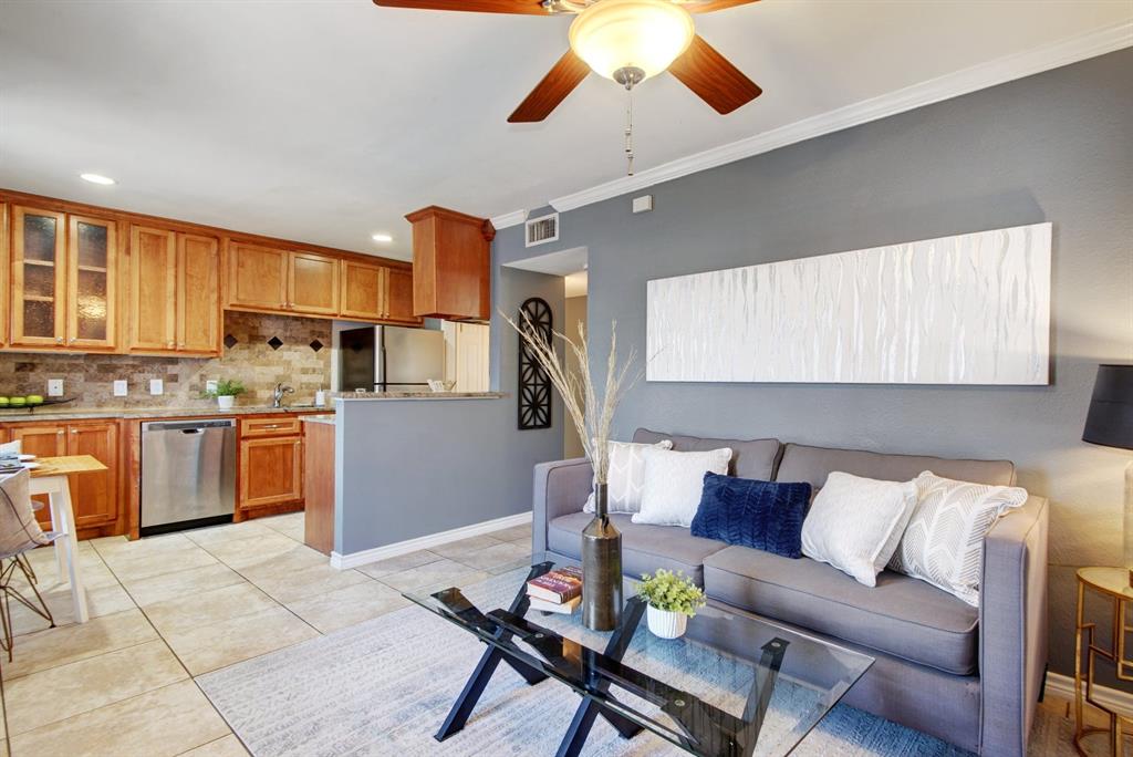 View 407 E 45th St Unit #101 in Spanish Oaks Condo Amd 407 E 45th St Unit #101 - front exterior - Luxury home in Spanish Oaks Condo Amd, Austin, TX