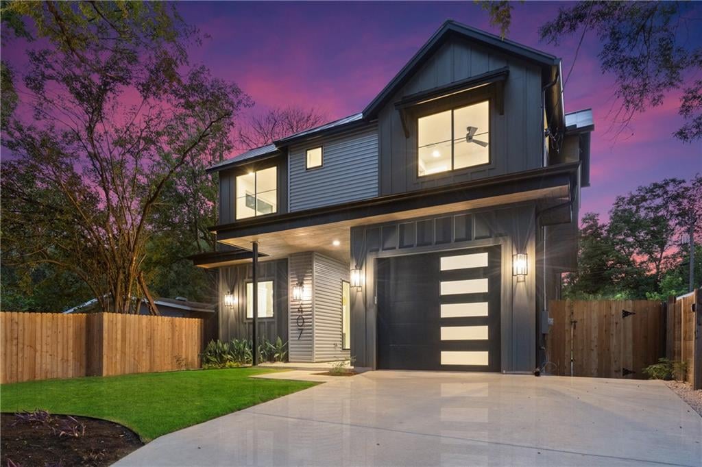 View 407 El Paso St in Brinwood Sec 03 407 El Paso St - front exterior - Luxury home in Brinwood Sec 03, Austin, TX