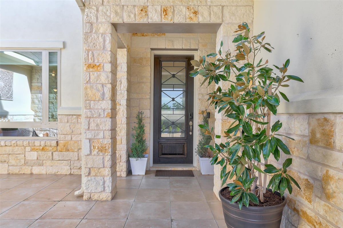 Living area at 407 Forza Viola Way - 5 bed 4 bath home