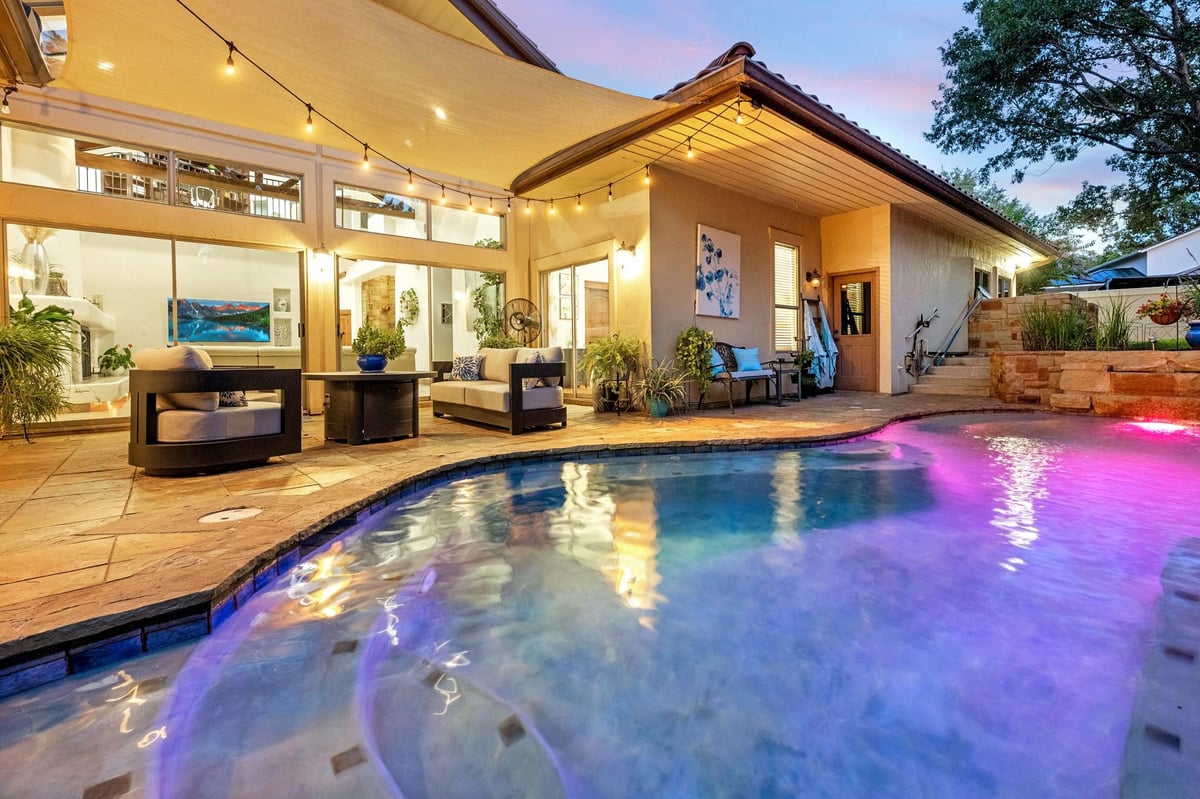 View 407 Hurst Creek Rd in Lakeway Sec 24-C 407 Hurst Creek Rd - front exterior - Luxury home in Lakeway Sec 24-C, Lakeway, TX