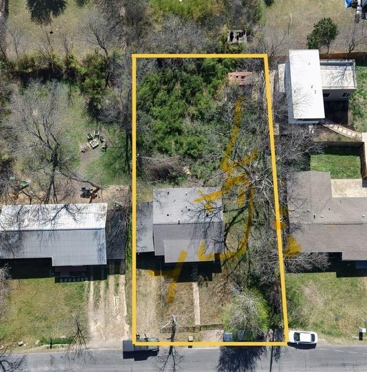 View 407 Middle LN in Georgian Acres 407 Middle LN - property photo 1 - Luxury home in Georgian Acres, Austin, TX