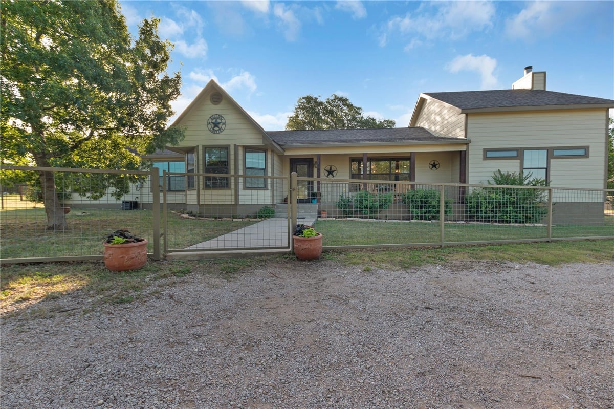 Kitchen at 407 Windmill Rd - 4 bed 3 bath home