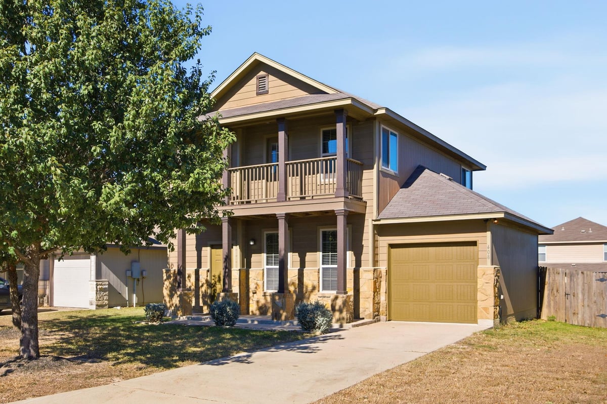 View 408 Azurite Dr in Sonterra West Sec 08-C 408 Azurite Dr - front exterior - Luxury home in Sonterra West Sec 08-C, Jarrell, TX