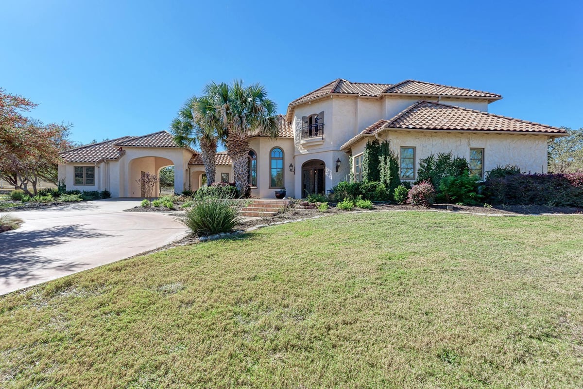 Kitchen at 408 Haney Trce - 4 bed 4 bath home