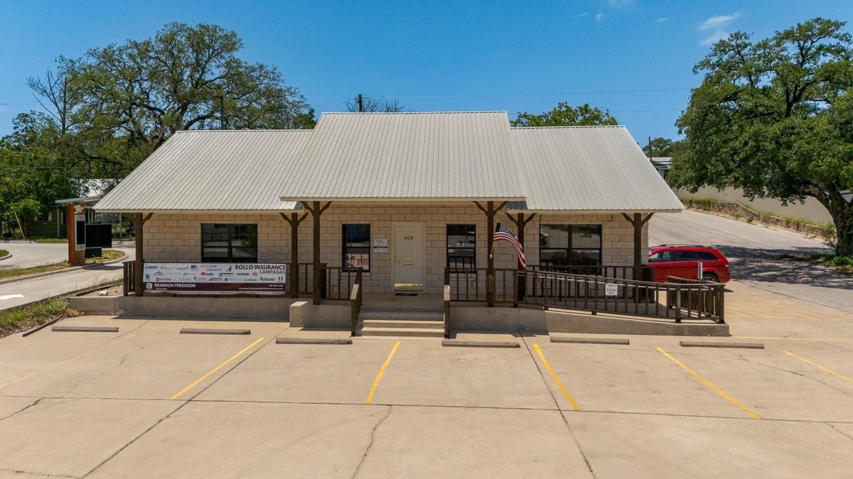 Kitchen at 408 N Key Ave - L S C 1st, Lampasas, TX