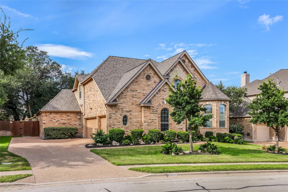 View 408 Ridgetop BND in Ranch At Brushy Creek Sec 2B Amd 408 Ridgetop BND - front exterior - Luxury home in Ranch At Brushy Creek Sec 2B Amd, Cedar Park, TX