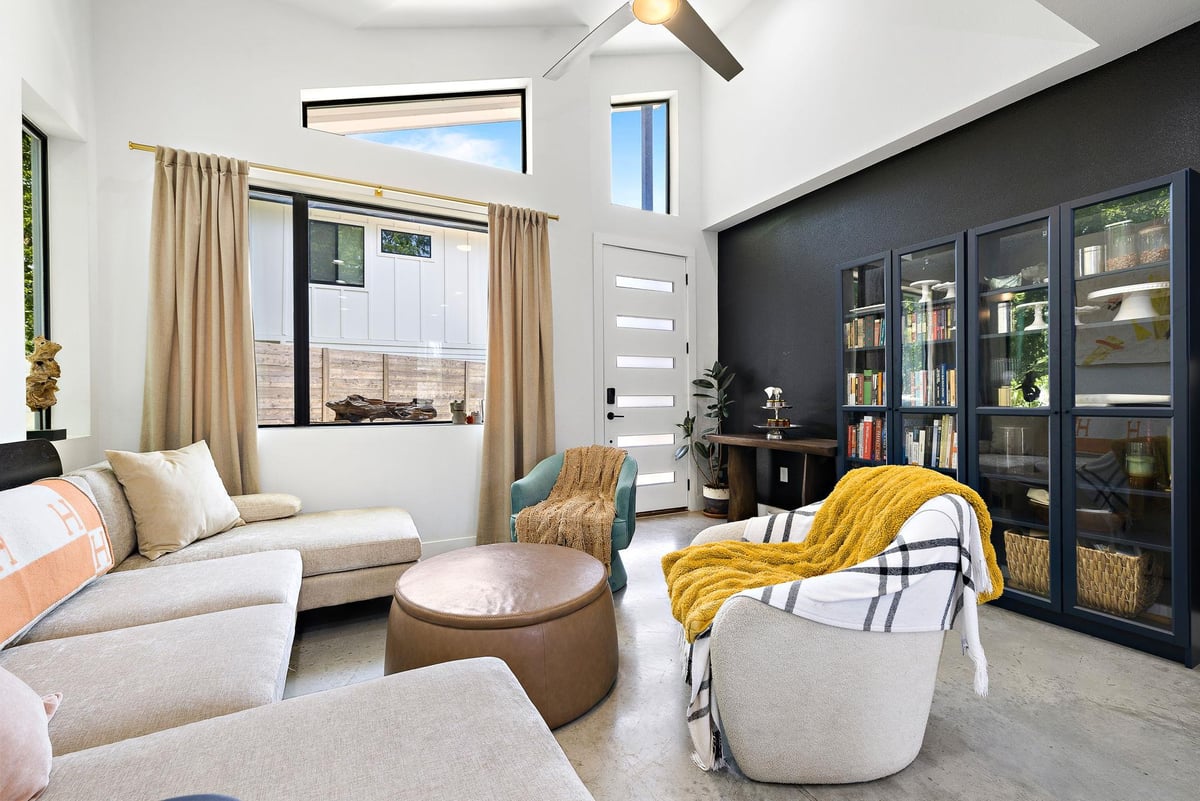 Living area at 408 W Odell St Unit #2 - 2 bed 2 bath home
