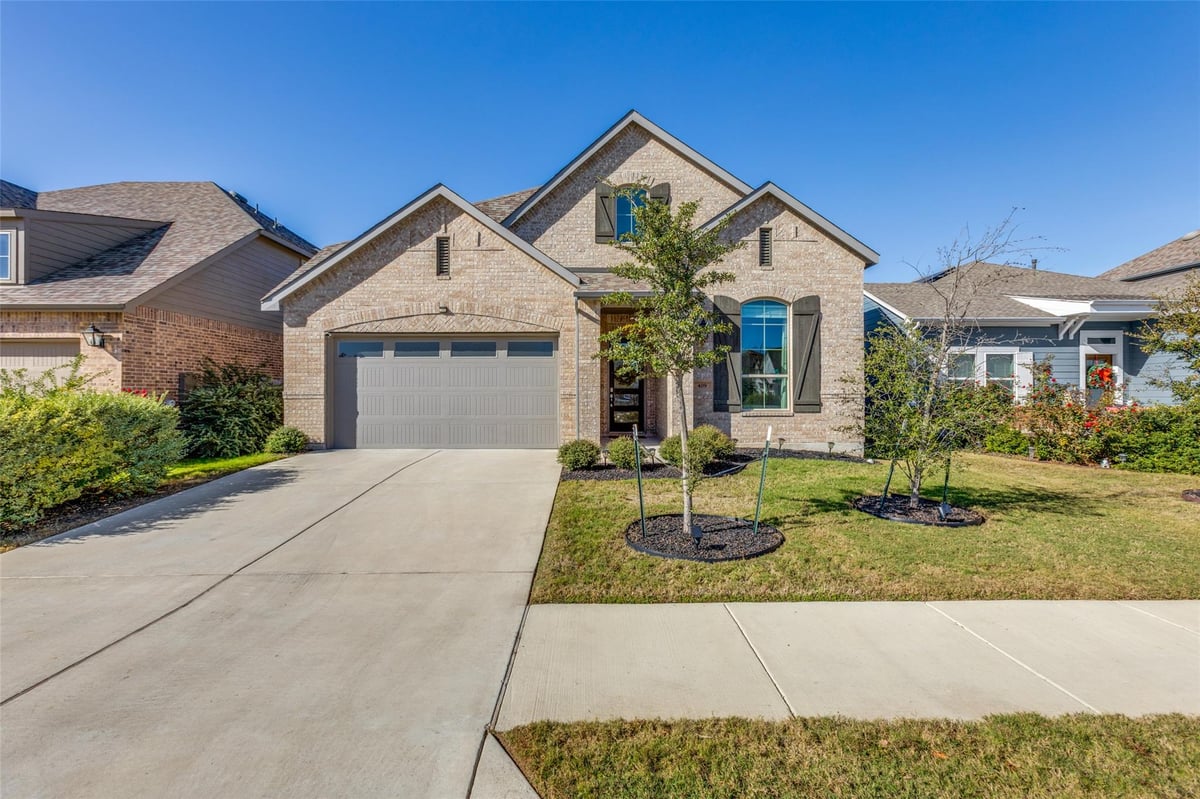 View 409 Mangold Dr in Carmel Creek 409 Mangold Dr - front exterior - Luxury home in Carmel Creek, Hutto, TX