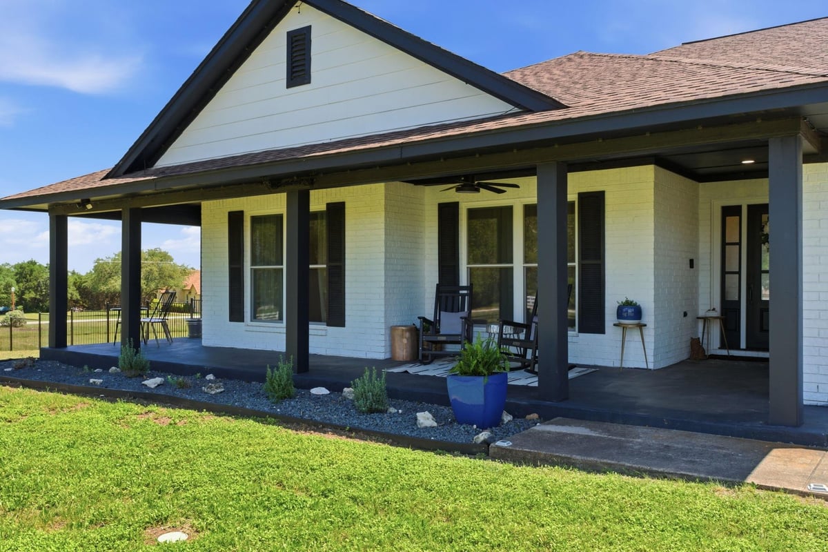 Primary bedroom at 410 Mustang Mesa - 3 bed 2 bath home