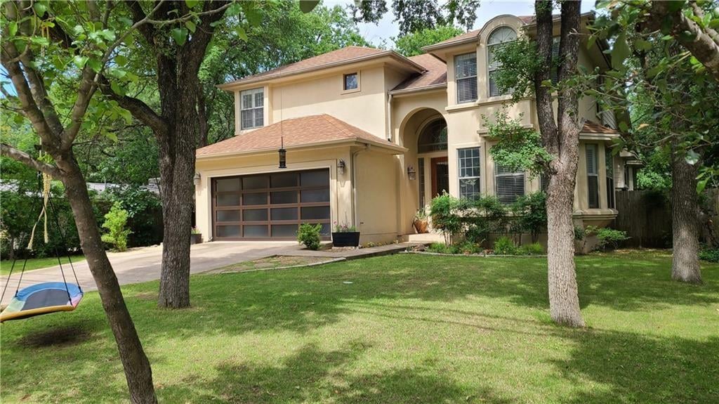 View 410 Ridgewood RD in Ridgewood Village Sec 02 410 Ridgewood RD - front exterior - Luxury home in Ridgewood Village Sec 02, West Lake Hills, TX