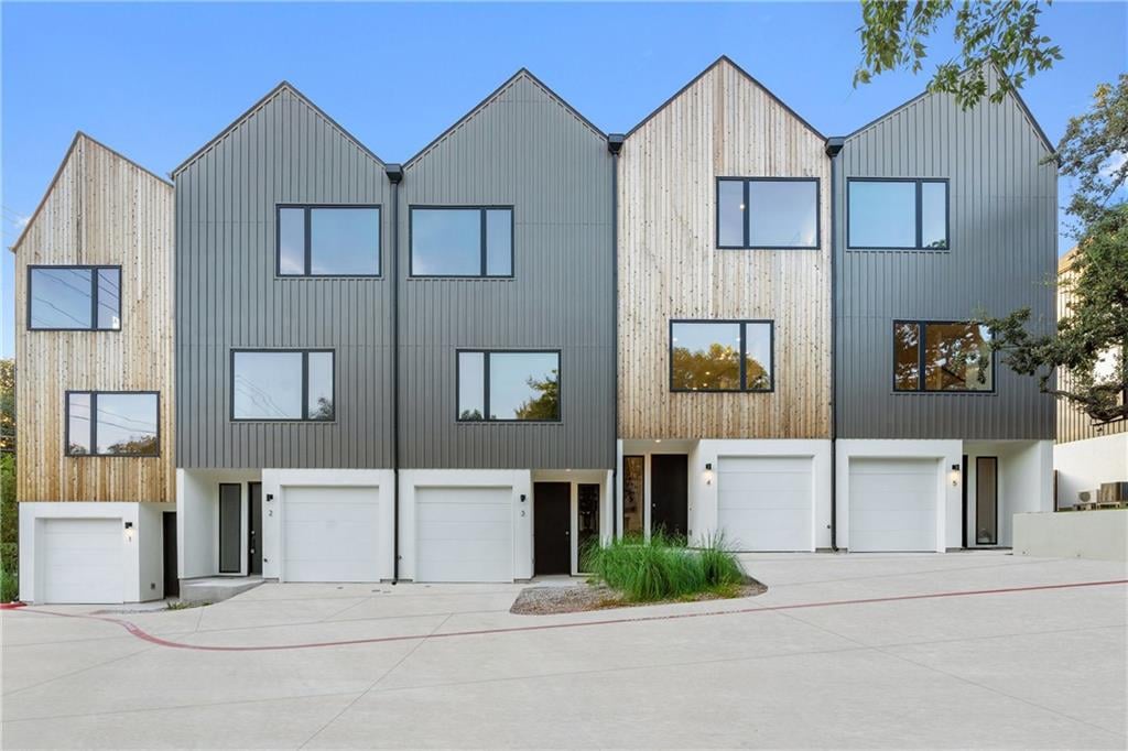 View 410 W Alpine RD Unit #2 in Decker 410 W Alpine RD Unit #2 - front exterior - Luxury home in Decker, Austin, TX
