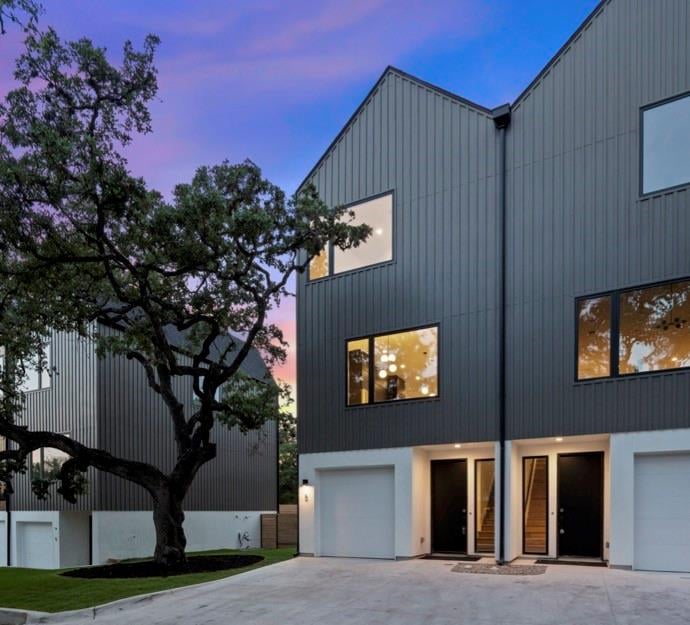 View 410 W Alpine RD Unit #6 in Decker 410 W Alpine RD Unit #6 - front exterior - Luxury home in Decker, Austin, TX