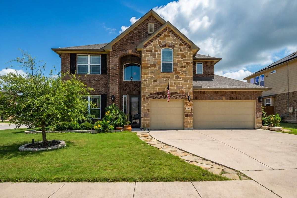 View 4100 Godwit DR in Park/Blackhawk 6 Sec 5 4100 Godwit DR - front exterior - Luxury home in Park/Blackhawk 6 Sec 5, Pflugerville, TX