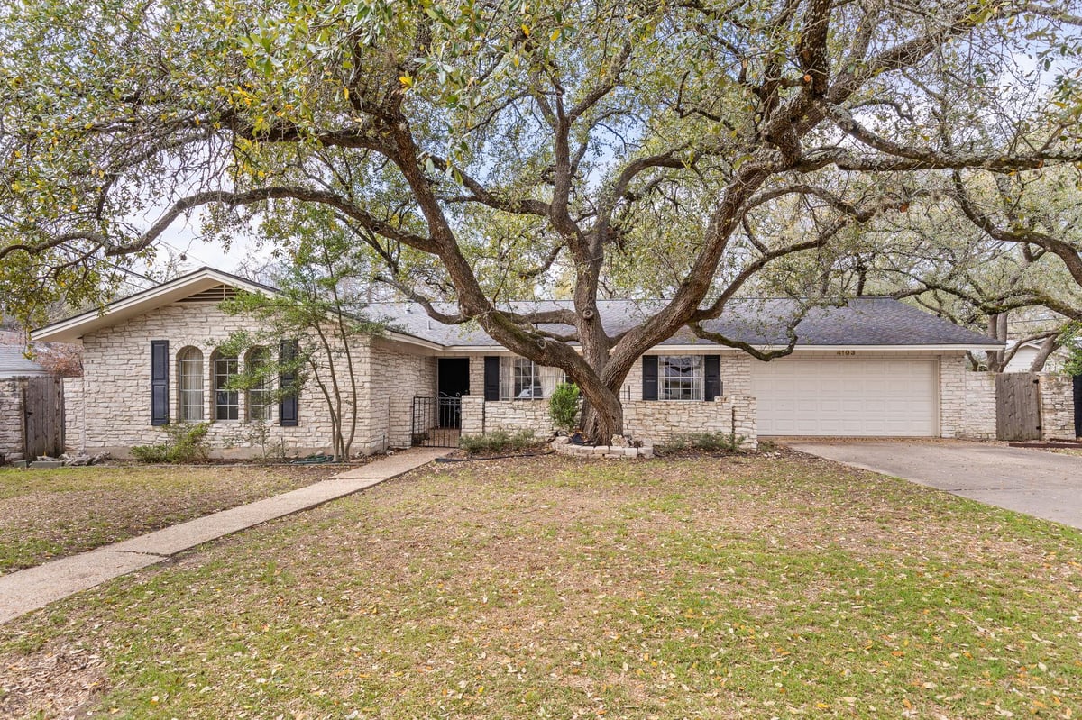 4103 Rockford LN - property photo 1 - Luxury home in Westover Hills Sec 04, Austin, TX