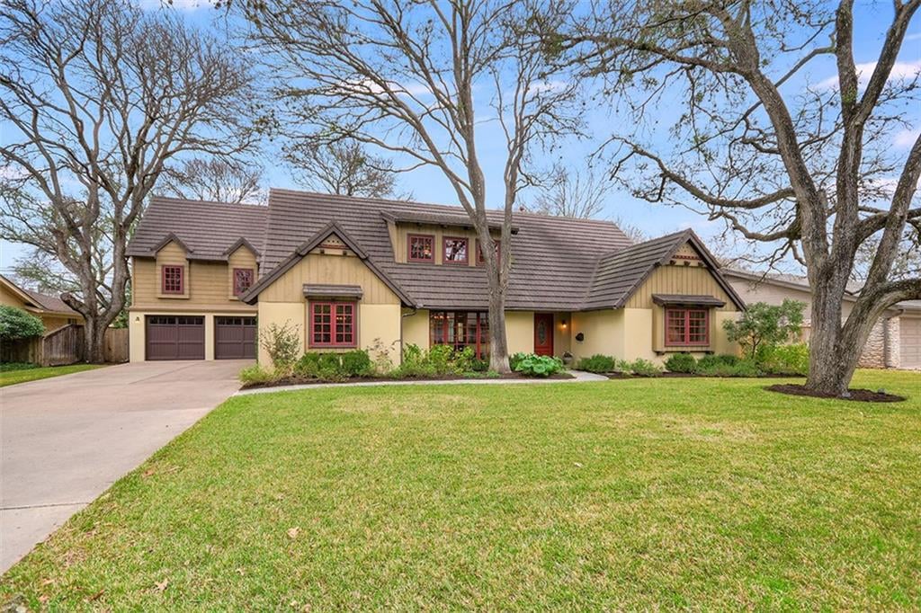 View 4104 North Hills Dr in Northwest Hills Sec 06 4104 North Hills Dr - property photo 1 - Luxury home in Northwest Hills Sec 06, Austin, TX