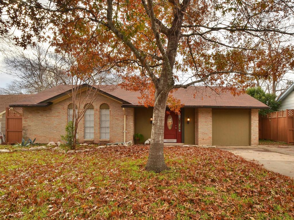 View 411 THISTLEWOOD Dr in Community Fairview Sec 04 411 THISTLEWOOD Dr - front exterior - Luxury home in Community Fairview Sec 04, Austin, TX