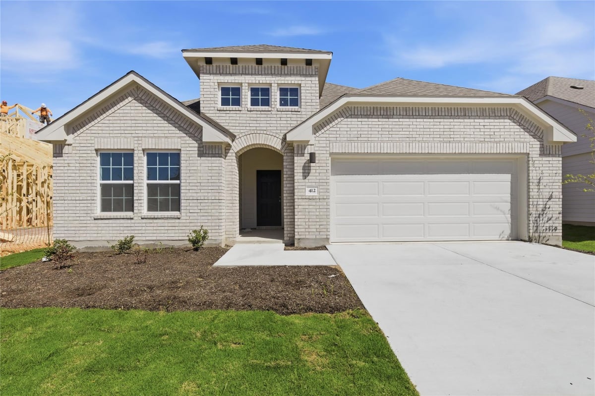 View 412 Quail Convey Dr in Hunters Glen 412 Quail Convey Dr - front exterior - Luxury home in Hunters Glen, Jarrell, TX