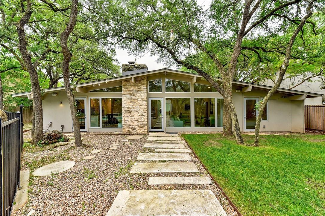 View 412 Ridgewood Rd in Ridgewood Village Sec 02 412 Ridgewood Rd - front exterior - Luxury home in Ridgewood Village Sec 02, Austin, TX