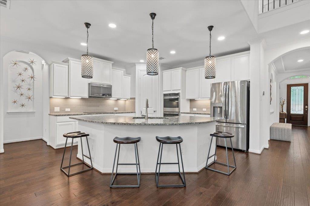 Living area at 4128 Geary St - 5 bed 4 bath home