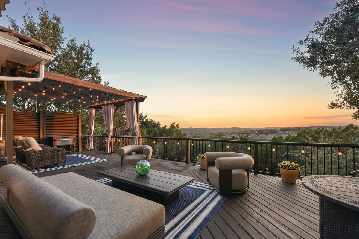 View 413 Horseback HOLW in Steiner Ranch Ph 01 Sec 09 413 Horseback HOLW - property photo 1 - Luxury home in Steiner Ranch Ph 01 Sec 09, Austin, TX