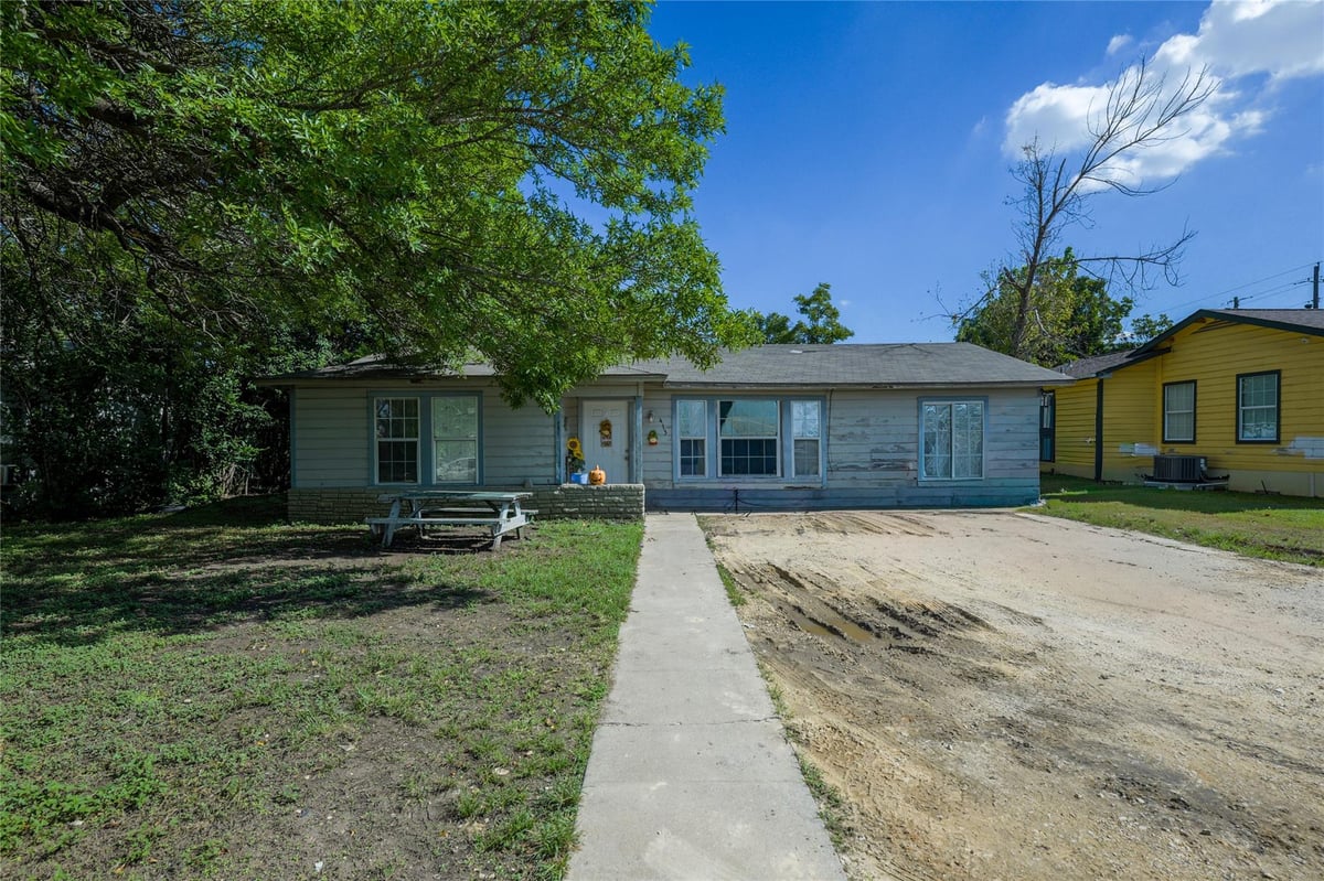View 413 Patricia DR in San Marcos 413 Patricia DR, photo 1 of 15, San Marcos, San Marcos, TX