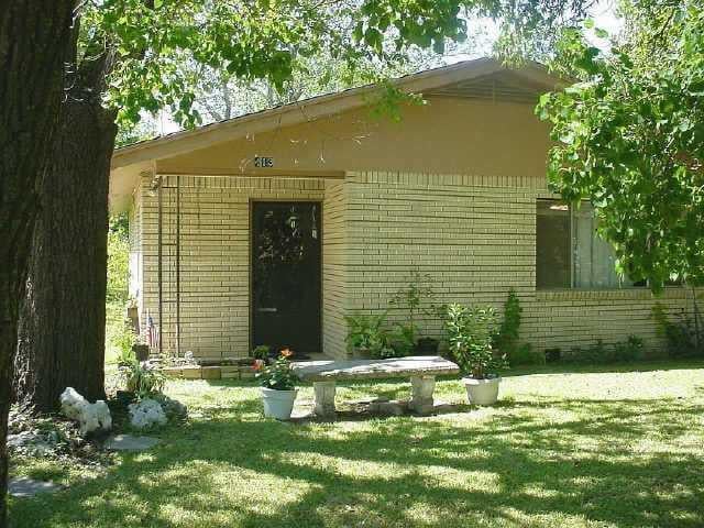 View 413 S West DR 413 S West DR - front exterior - Luxury home in Leander, TX