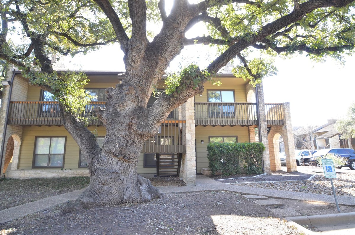 View 4131 Spicewood Springs RD Unit #E4 in Austin 4131 Spicewood Springs RD Unit #E4, photo 1, Austin, Austin, TX