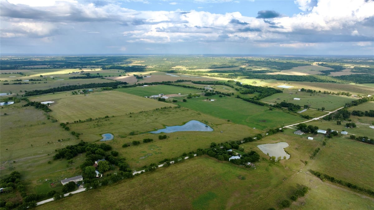 View 414 Cr 463 in Bruceville-Eddy 414 Cr 463, photo 1 of 20, Bruceville-Eddy, Bruceville-Eddy, TX