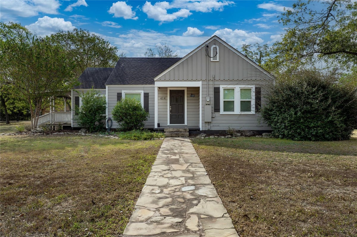 View 414 E Eblin ST in La Grange 414 E Eblin ST, photo 1 of 15, La Grange, La Grange, TX