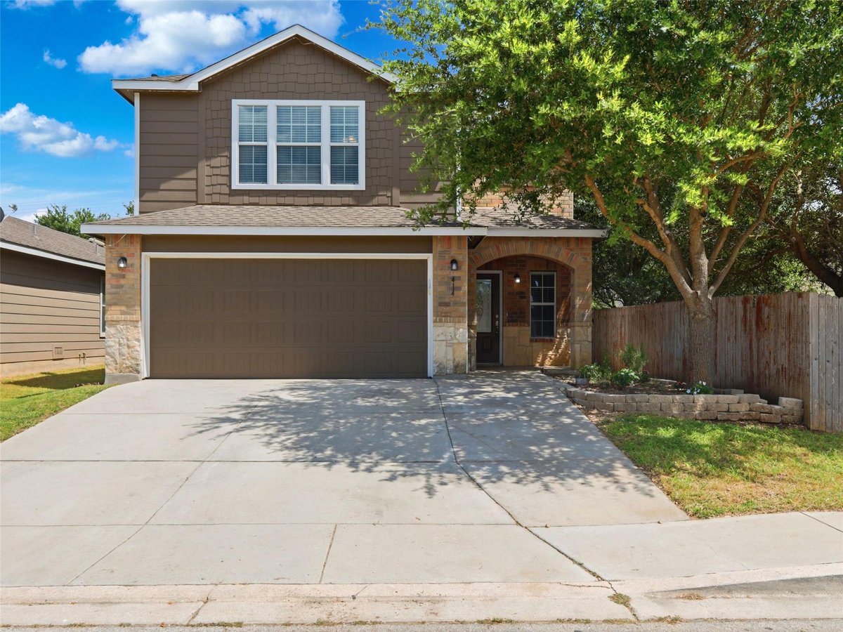 View 414 Walnut CRST in Kensington Ranch Ii 414 Walnut CRST - property photo 1 - Luxury home in Kensington Ranch Ii, Selma, TX