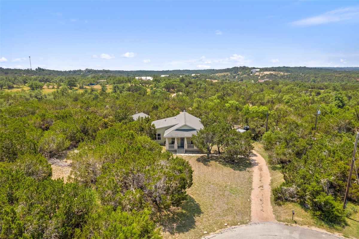 View 415 Angel Fire Rd in Northridge Ph 1 415 Angel Fire Rd - front exterior - Luxury home in Northridge Ph 1, Dripping Springs, TX