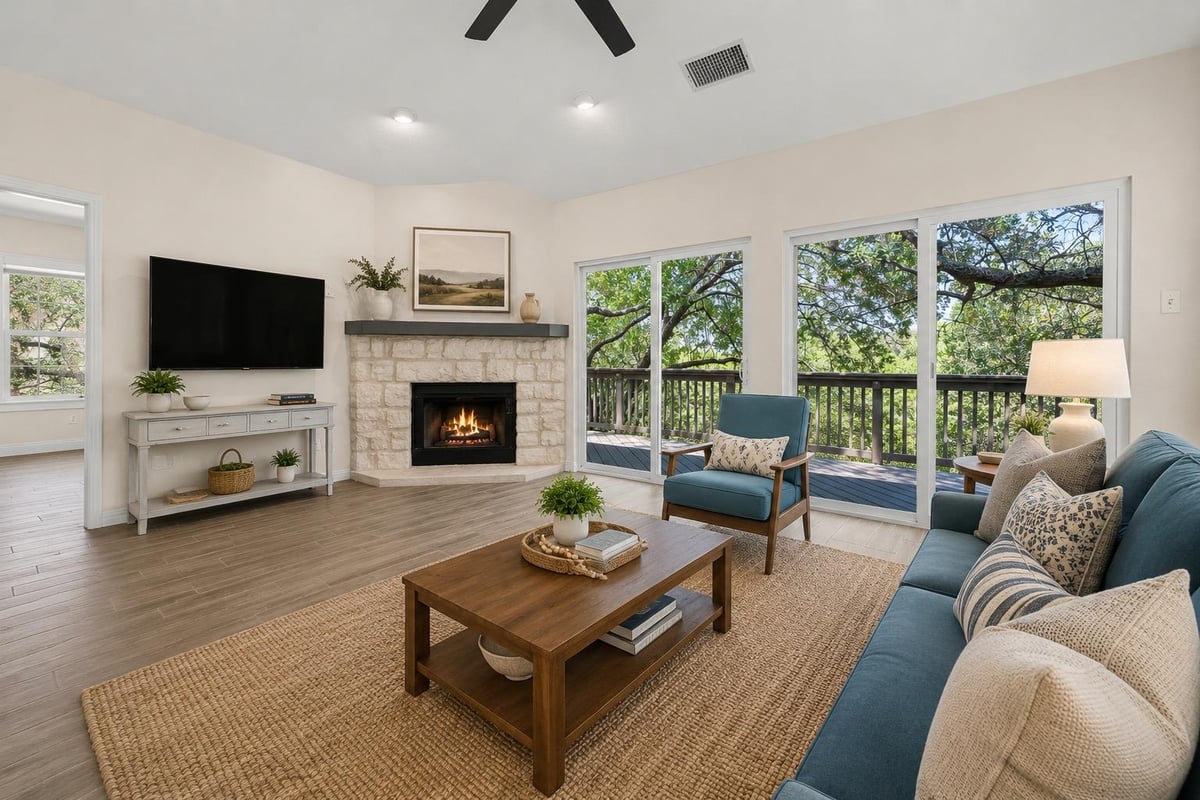 View 415 Hazeltine DR in Lakeway Sec Clusters 28 04 415 Hazeltine DR - property photo 1 - Luxury home in Lakeway Sec Clusters 28 04, Lakeway, TX