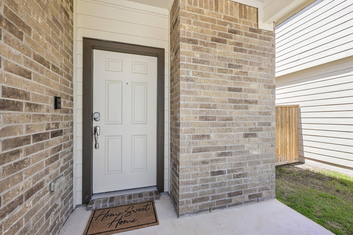 View 417 Greatest Gift WAY in Bailey Park Ph 1 417 Greatest Gift WAY - front exterior - Luxury home in Bailey Park Ph 1, Jarrell, TX
