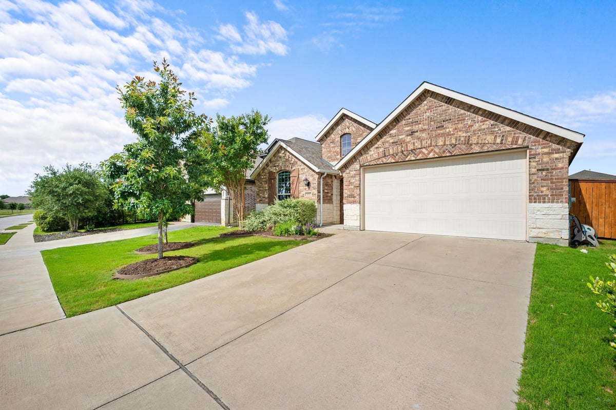 View 4174 Kingsley Ave in Round Rock 4174 Kingsley Ave, photo 1 of 37, Round Rock, Round Rock, TX